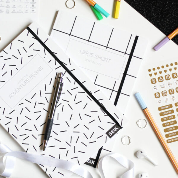 Bullet Journal / Dotted Notizbuch adventure begins & life is short (2 stk)