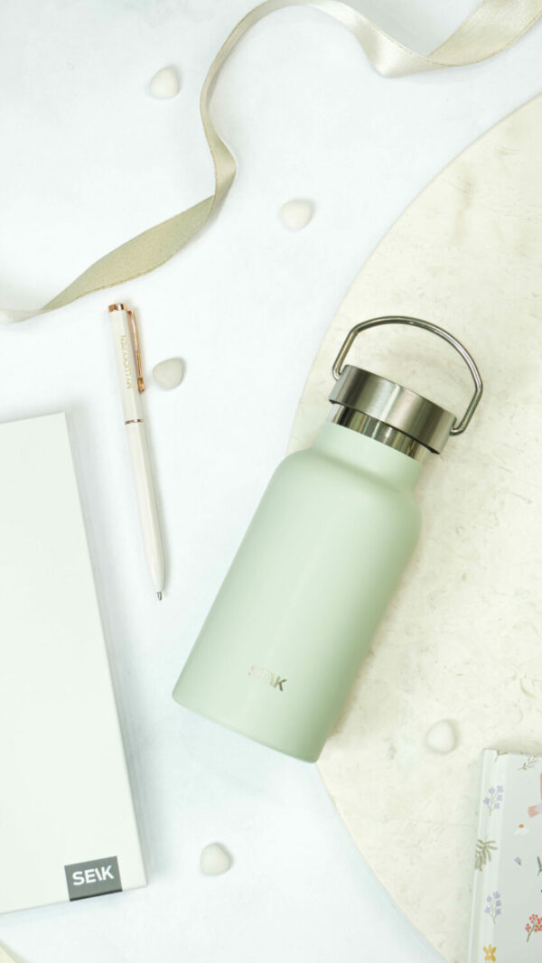 Wasserflasche / Thermosflasche - Pastellgrün 350 ml